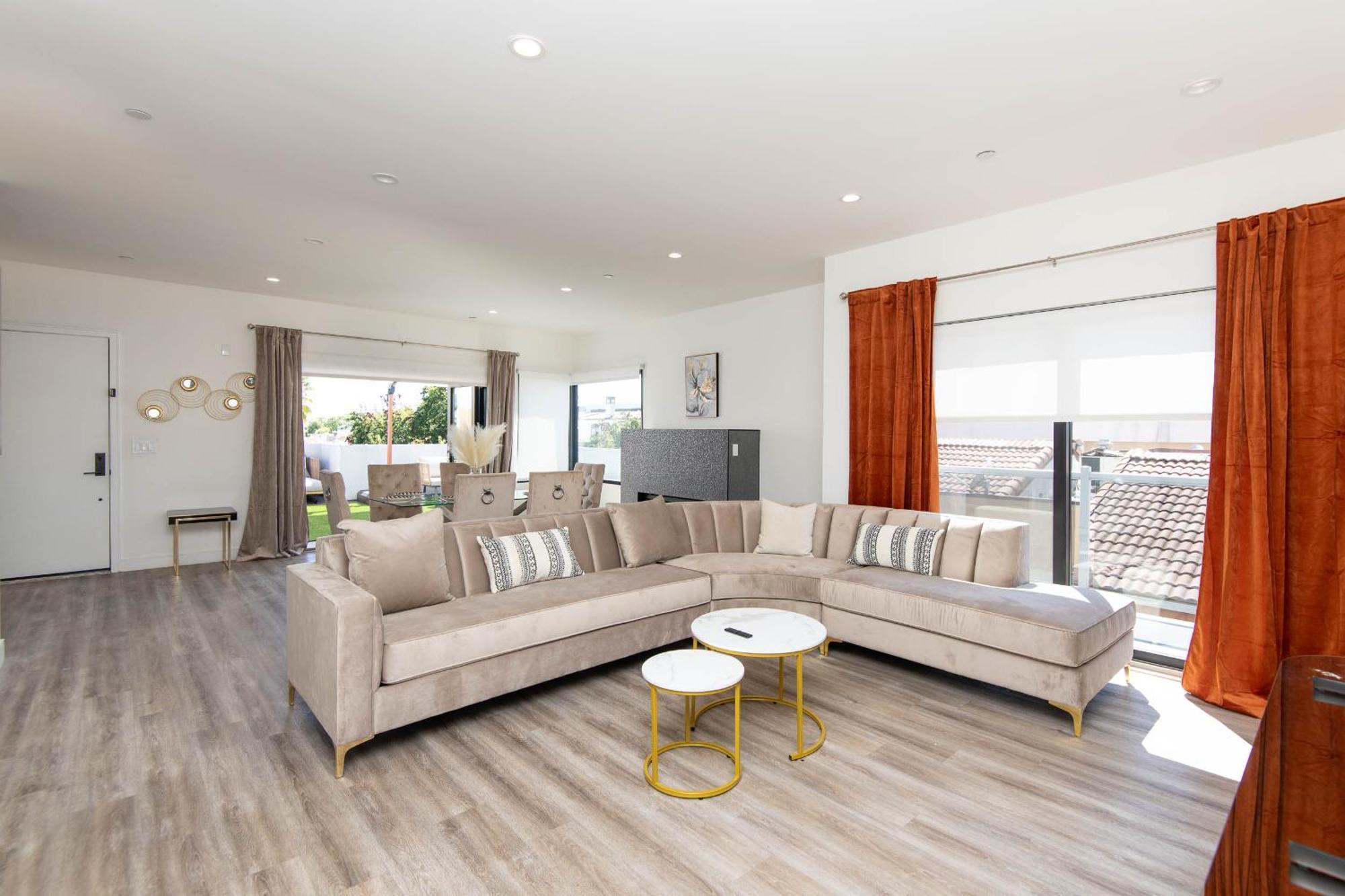 Regency Modern Apartments Glendale Exterior foto
